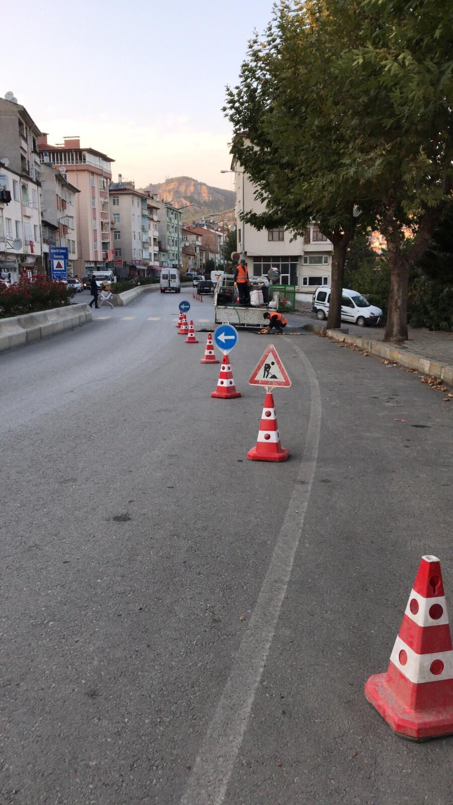 75 cm Ağırlıklı Trafik Konisi Plastik Duba Trafik Yol Konisi Otopark Dubası