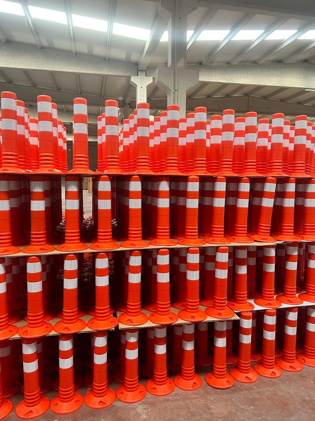 Delinatör Ölçüleri Şerit Ayırıcı  Trafik Yol Delinatör Esnek Delinatör 45 cm  TPU (Turuncu)