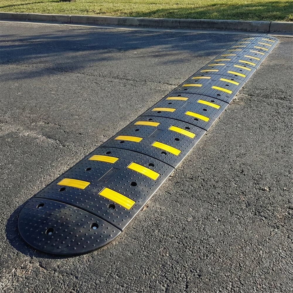 Yol Kasisleri Fiyatları Kauçuk Hız Kesici Kasis Kauçuk Şaseli Yol Kasisi 2 Metre (50x40 cm)