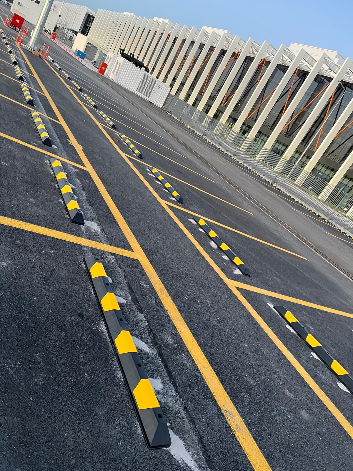 Kauçuk Stoper  Kauçuk Araç Durdurucu Kauçuk Otopark Stoperi 183 cm